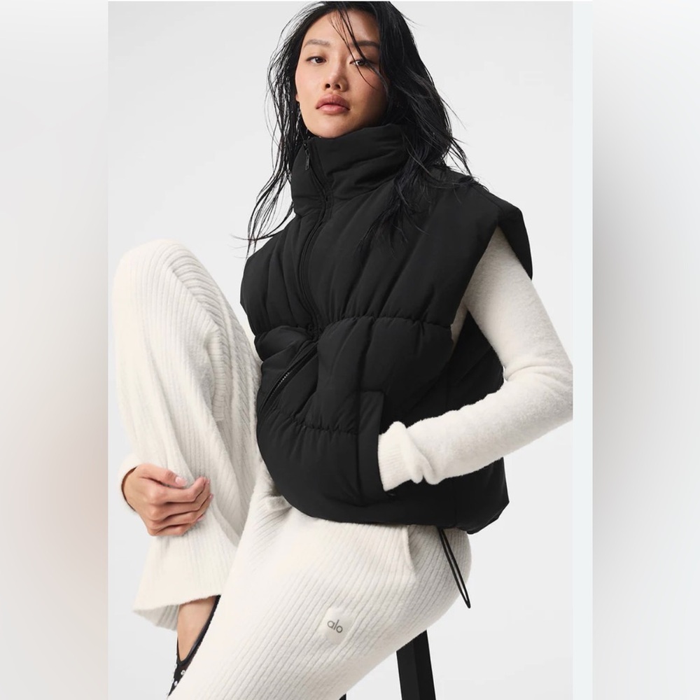 Alo Black Puffer Vest – Size Small (Fits Up to Large)